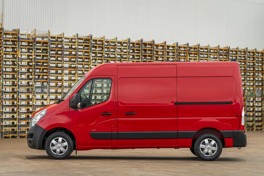  Vauxhall Movano Van 2019 года  (фото 3 из 38)